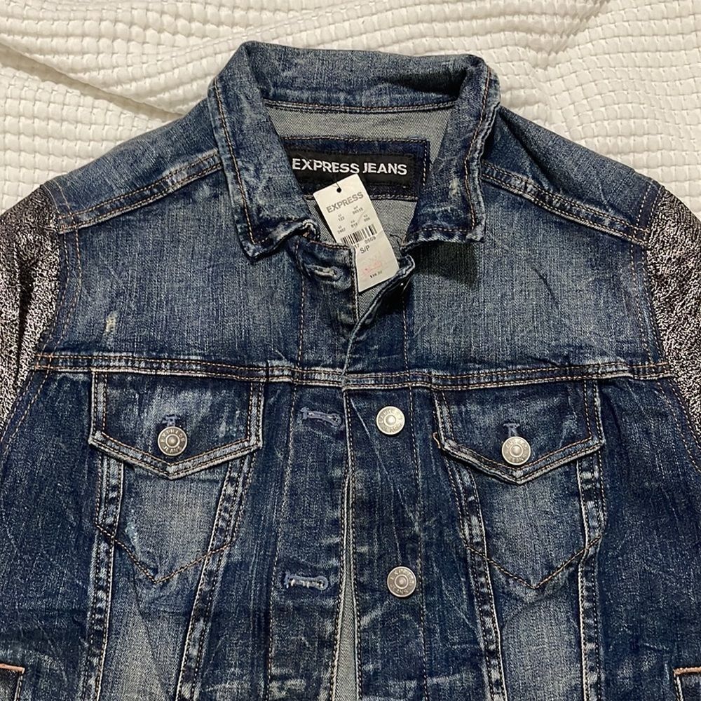 NWT- Express- S - Picture 3 of 7